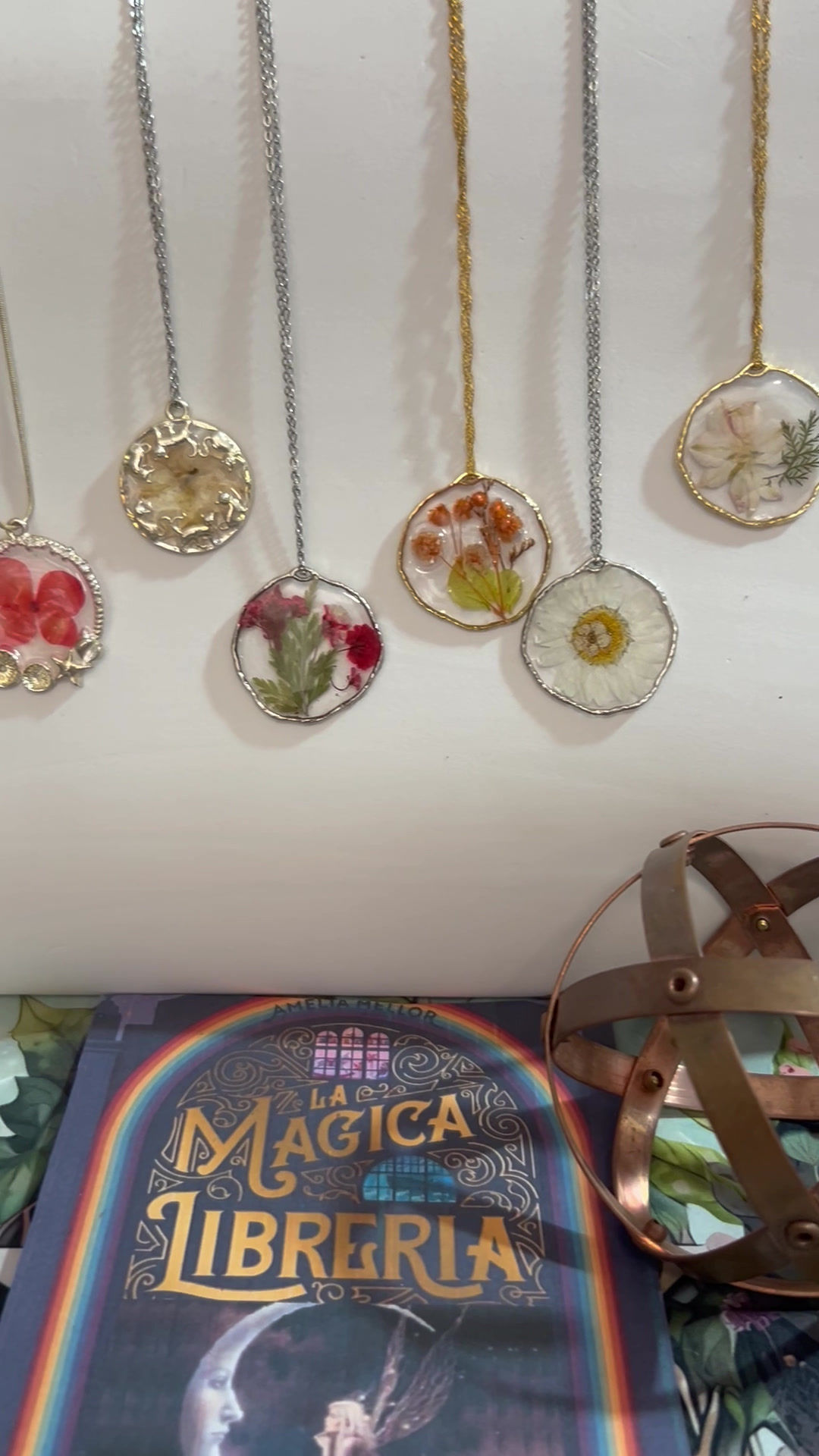 collana con fiori veri media