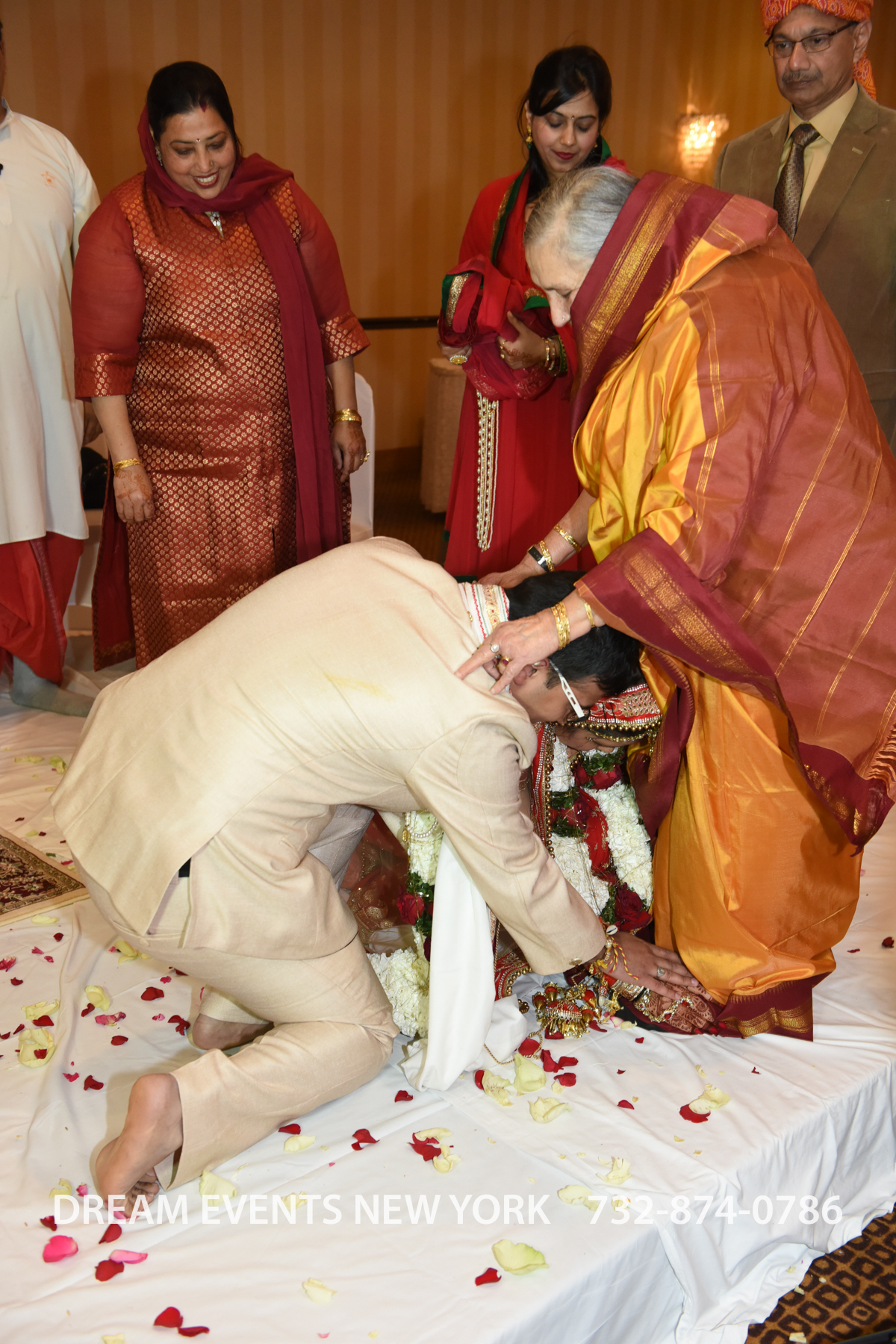 WEDDING 751