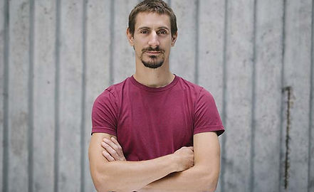 Ioannis Mandafounis 2 © BAK_Gregory BatardonCie_MARCHEPIED(CH)_2022.jpg