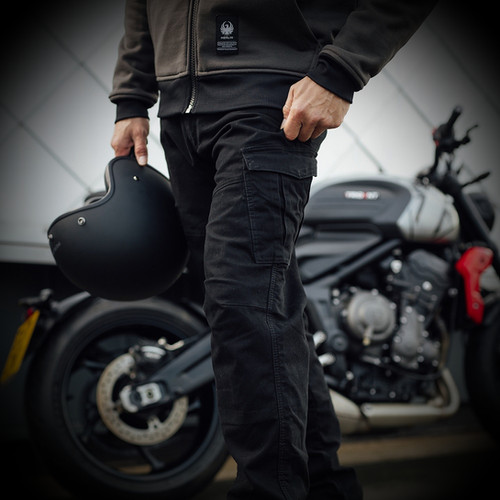 Merlin Remy 2 Black Men's D30 Armoured Cargo Trouser | Into Gear