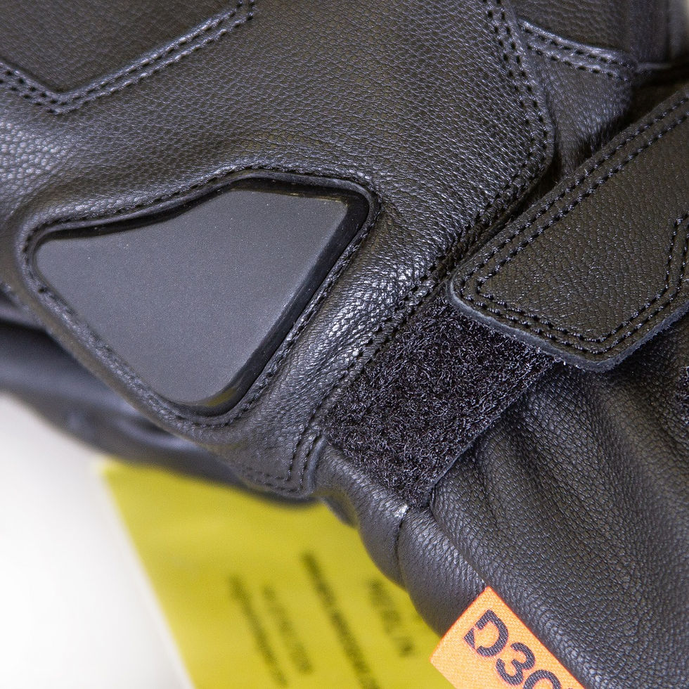Thumbnail: Merlin Calton CE Level 2 D30 Men's 3 Season Leather Glove