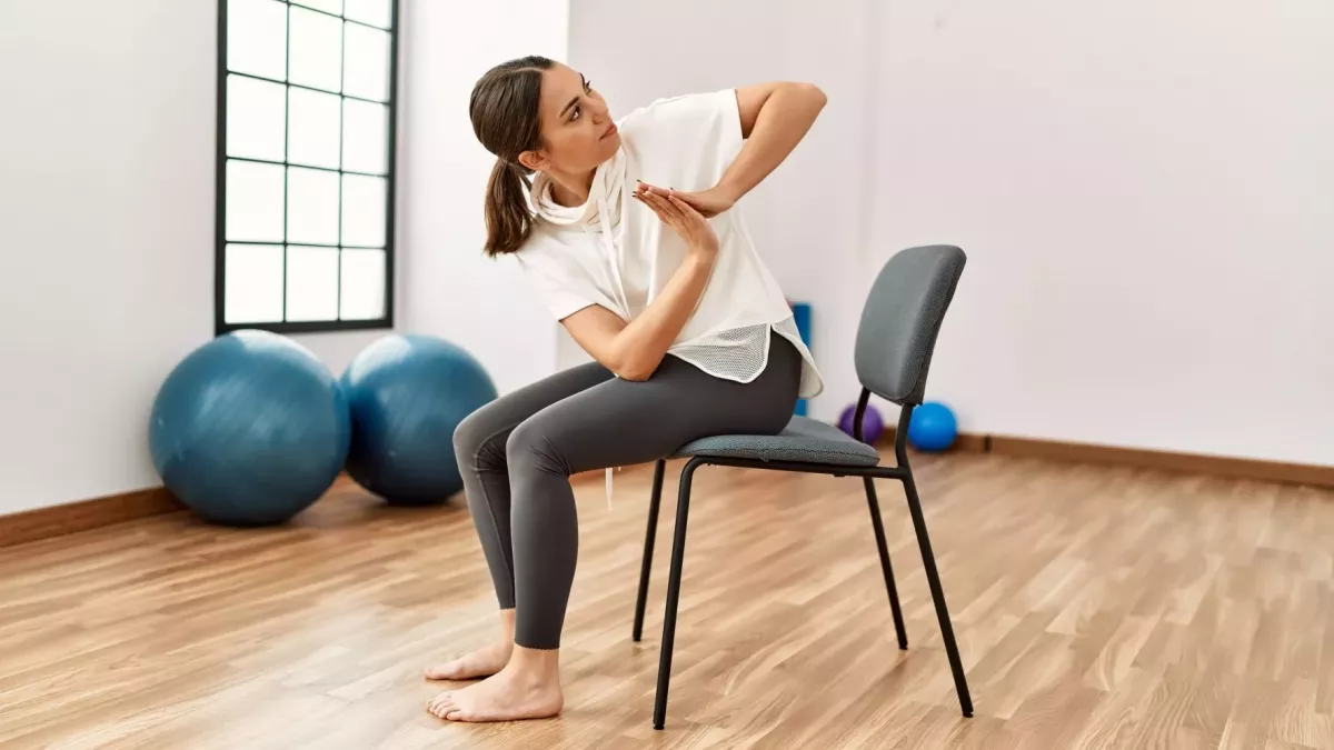 Cours collectif Yoga Bagnères de Bigorre Hautes Pyrénées Atelier Intérieur Gael Colcellini méditation renforcement musculaire souplesse mobilité yoga adapté seniors handicap espace nimba haut adour générations tournay kamineo Massages Hautes Pyrénées Atelier Intérieur Effet Plume bien être modelage practicien massage