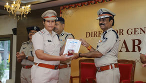 कटनी की निरीक्षक मंजू शर्मा को मिला सम्मान

डीजीपी कैलाश मकवाना , के द्वारा भोपाल में हुई सम्मानित