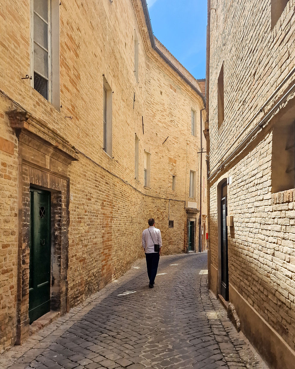 Fermo Italia, Le Marche, Nyt Italia