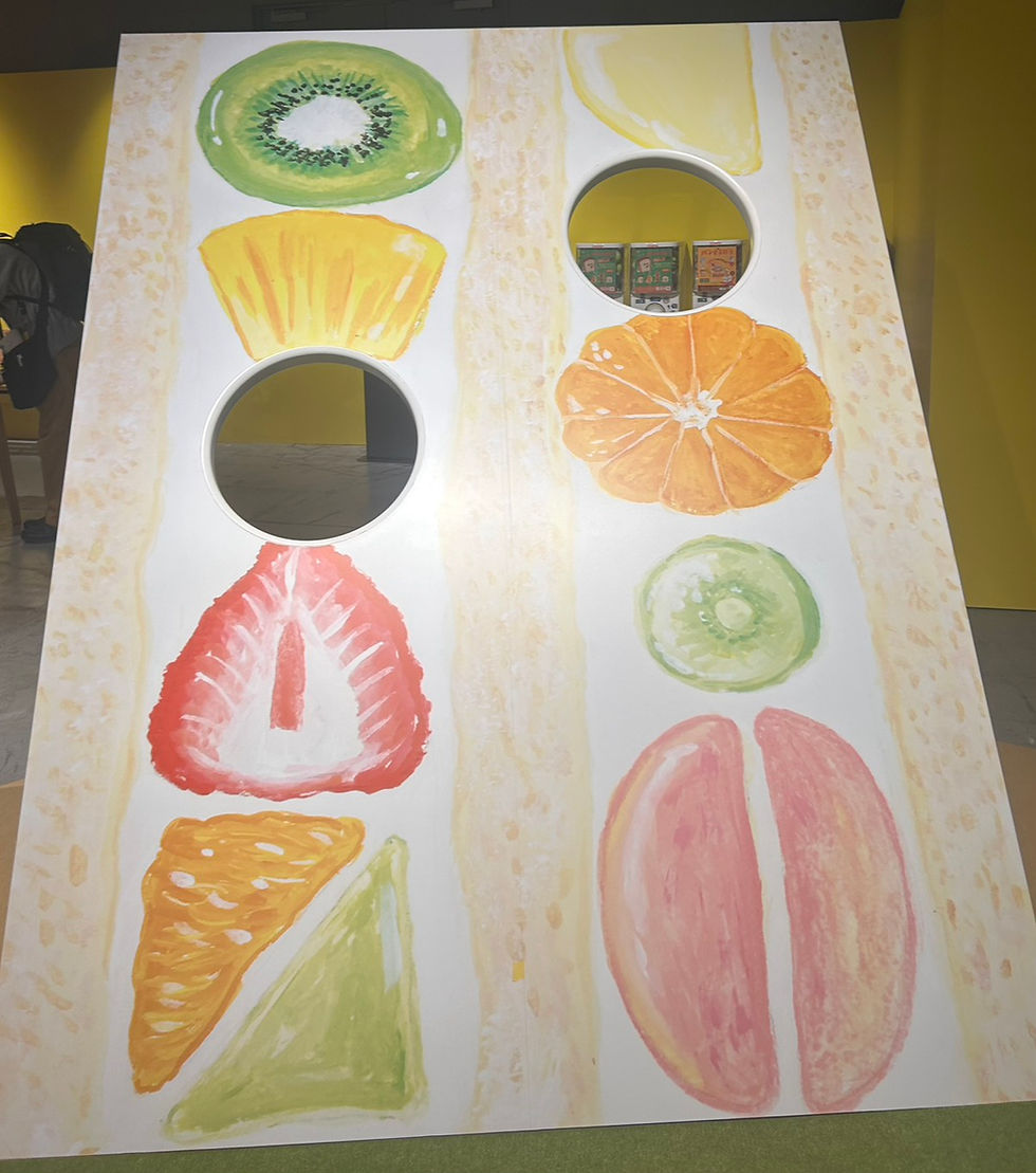 ⑭「フルーツサンドのフォトスポット」