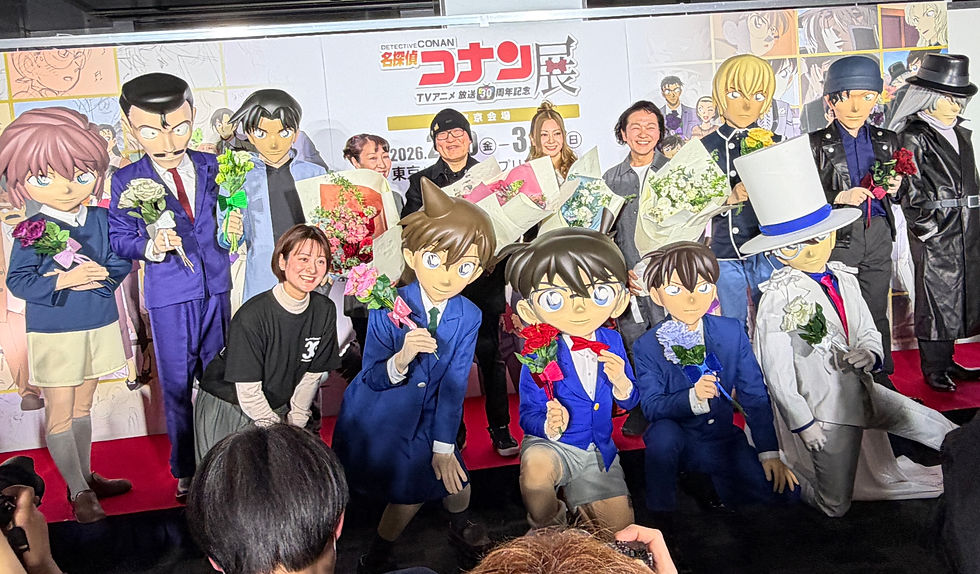 壇者、MC、10名のキャラクターでのフォトセッション