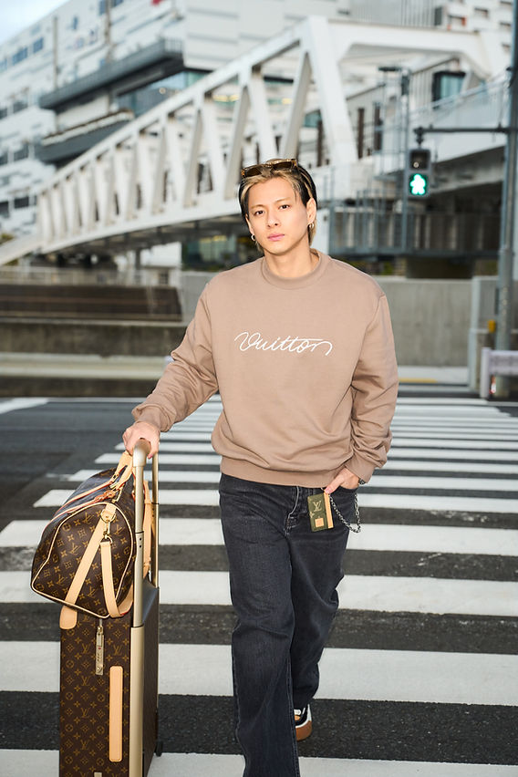ルイ·ヴィトン】平野紫耀のルイ·ヴィトンを着用したエアポートスタイル