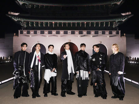 BTS完全体カムバックライブ＠韓国・光化門広場｜Netflix配信レポート｜新曲「SWIM」初披露