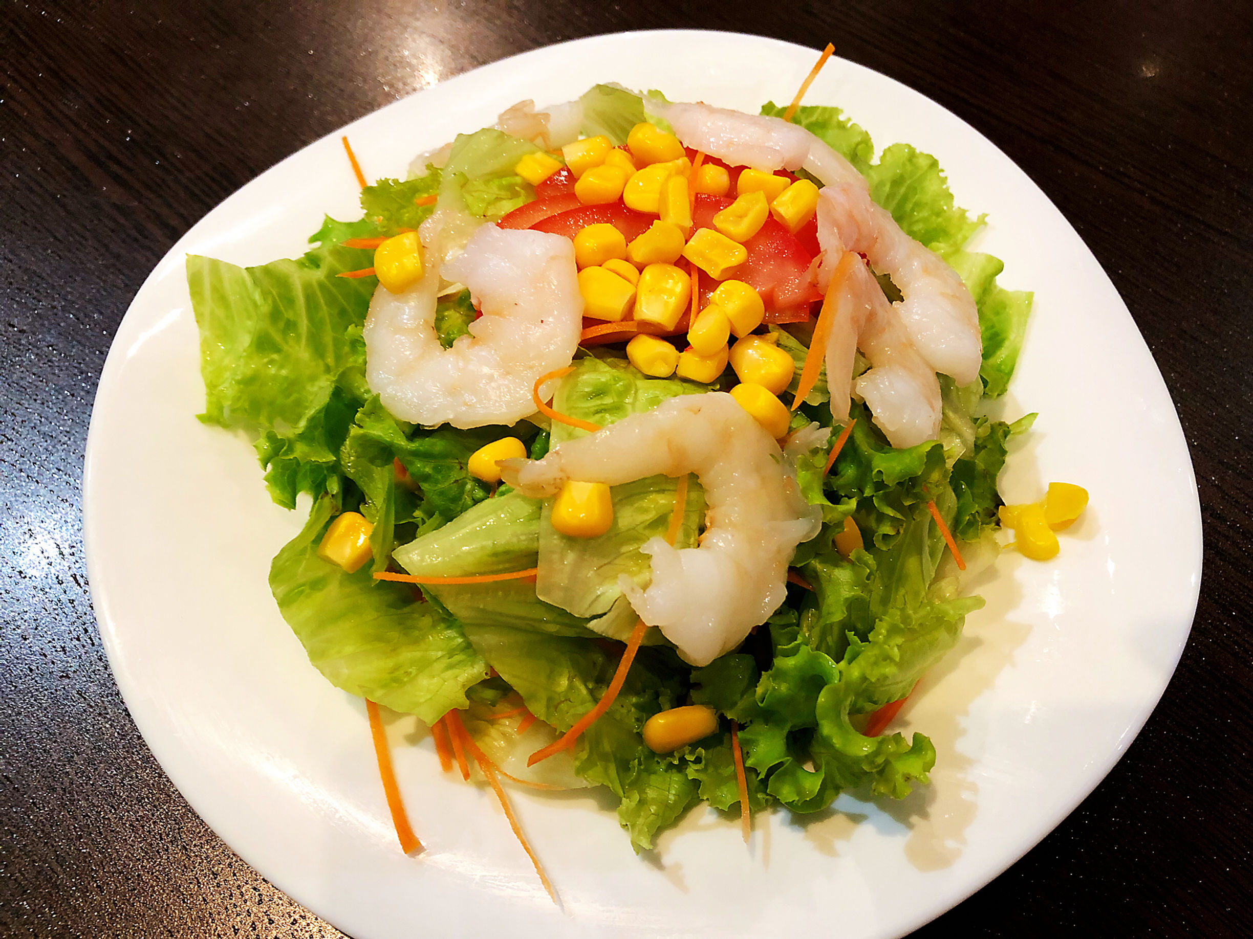 Salade verte avec crevette