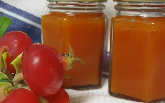 Rose Hip Freezer Jam