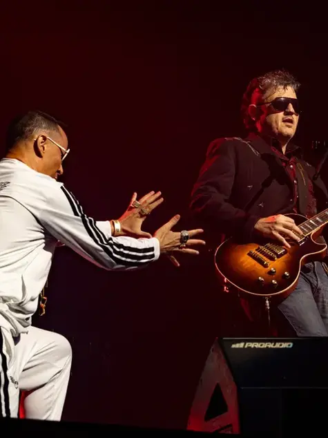 El sonido galáctico de Plastilina Mosh