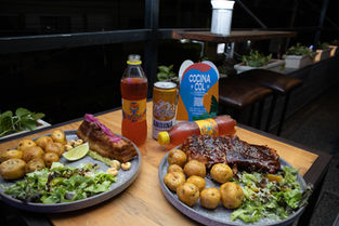 Cocina Col, un homenaje a nuestra tierra y el poder de la gastronomía colombiana.