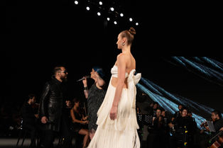 Bless brilló con su trabajo hecho a mano en Colombiamoda 2023.