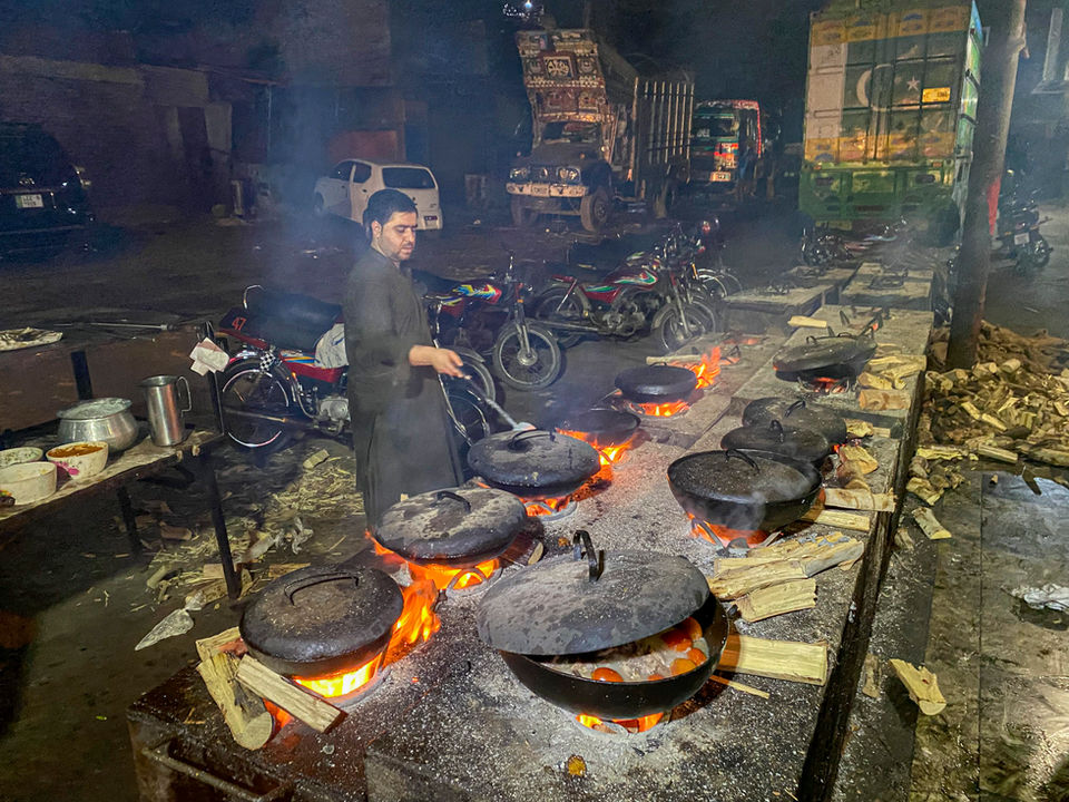 2022-10-02 Lahore (POW) 32D IMG_1907.jpg