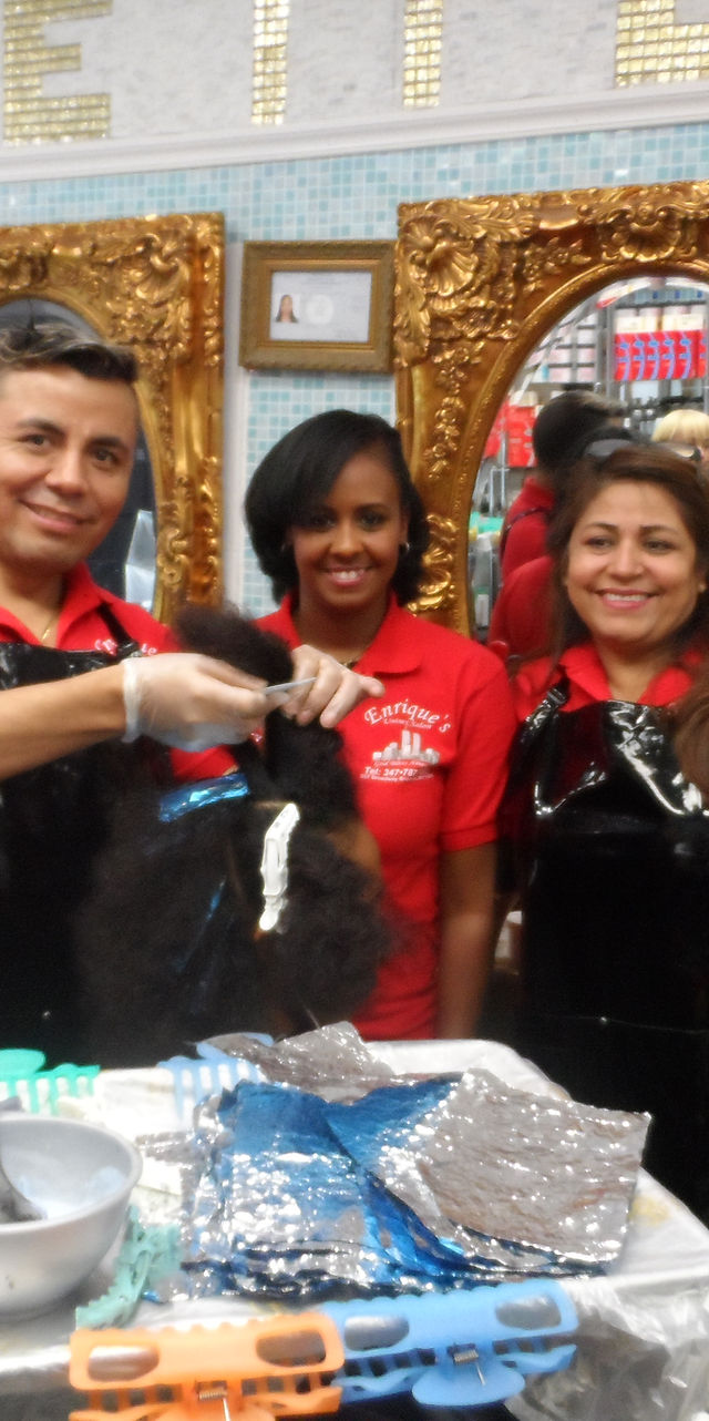 Enrique's Unisex Salon & BarberShop, Enrique's Barbershop