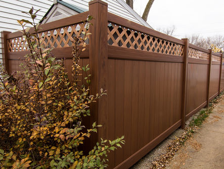 PVC Fence Woodgrain
