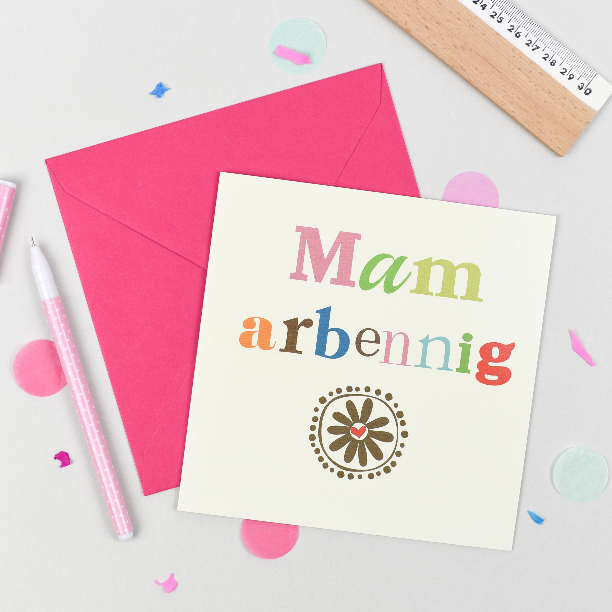 mam arbennig welsh flower card for mothers day with an illustrated flower