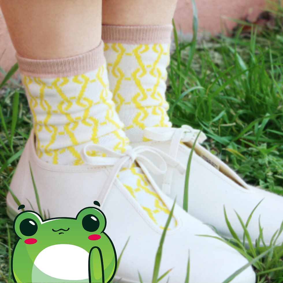 Thumbnail: yellow tabi socks