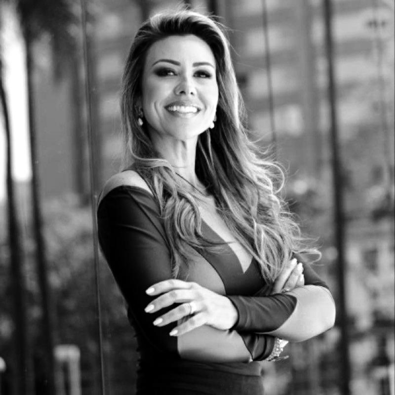 Larissa Di Pietro_edited.jpg