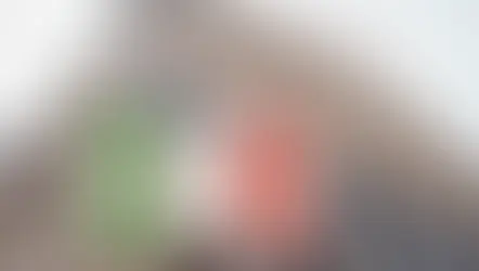 Roman Pantheon with columns, text "Rome in 14 hours" on Italian flag overlay. Sunlight, historic architecture, and travel theme.