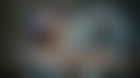 A woman faces a robot with a glowing brain overlay; meme text says AI remembers everything but still doesn’t know you, memory vs. understanding.
