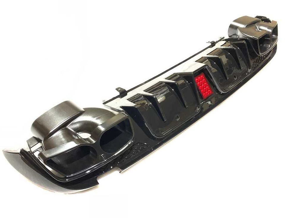 Küçük resim: MERCEDES W205  DIFÜZÖR & EGZOZ SETI