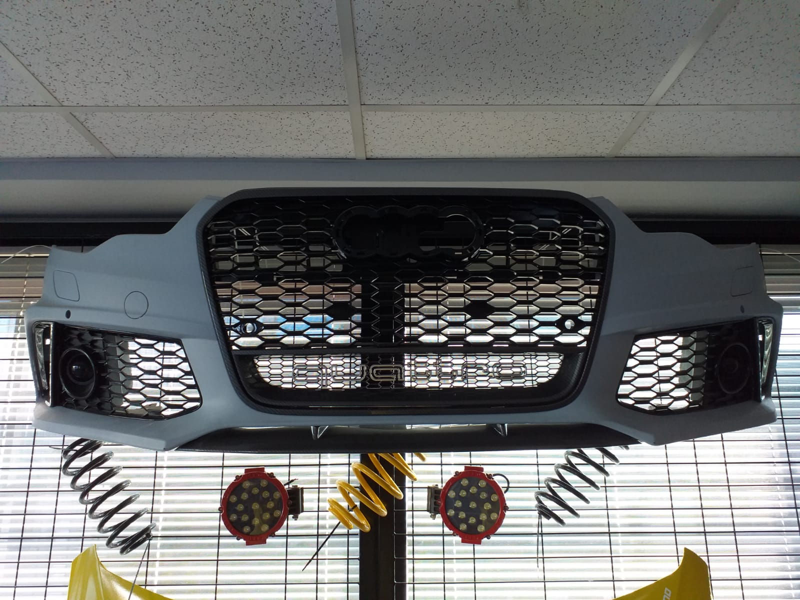 AUDİ A6 RS6 CARBON ÖN TAMPON