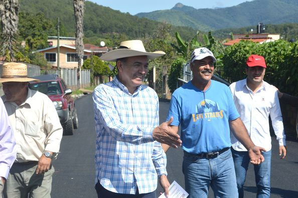 #Tejupilco: OBRA KILOMÉTRICA PARA ALMOLOYA DE LAS GRANADAS