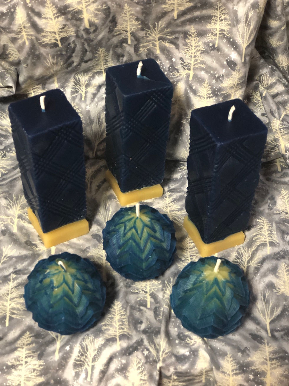 Thumbnail: Celestial Argyle Pillar