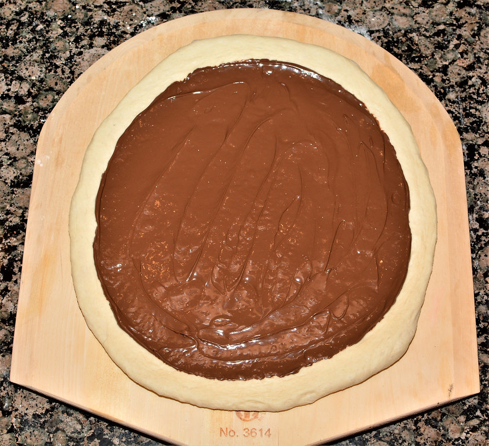 Nutella Layer of S'mores Pizza