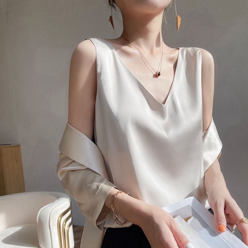 Thumbnail: Ladies Silk Suspenders Solid Satin Vest Spring Autumn 2022 New Wild Pullover Top