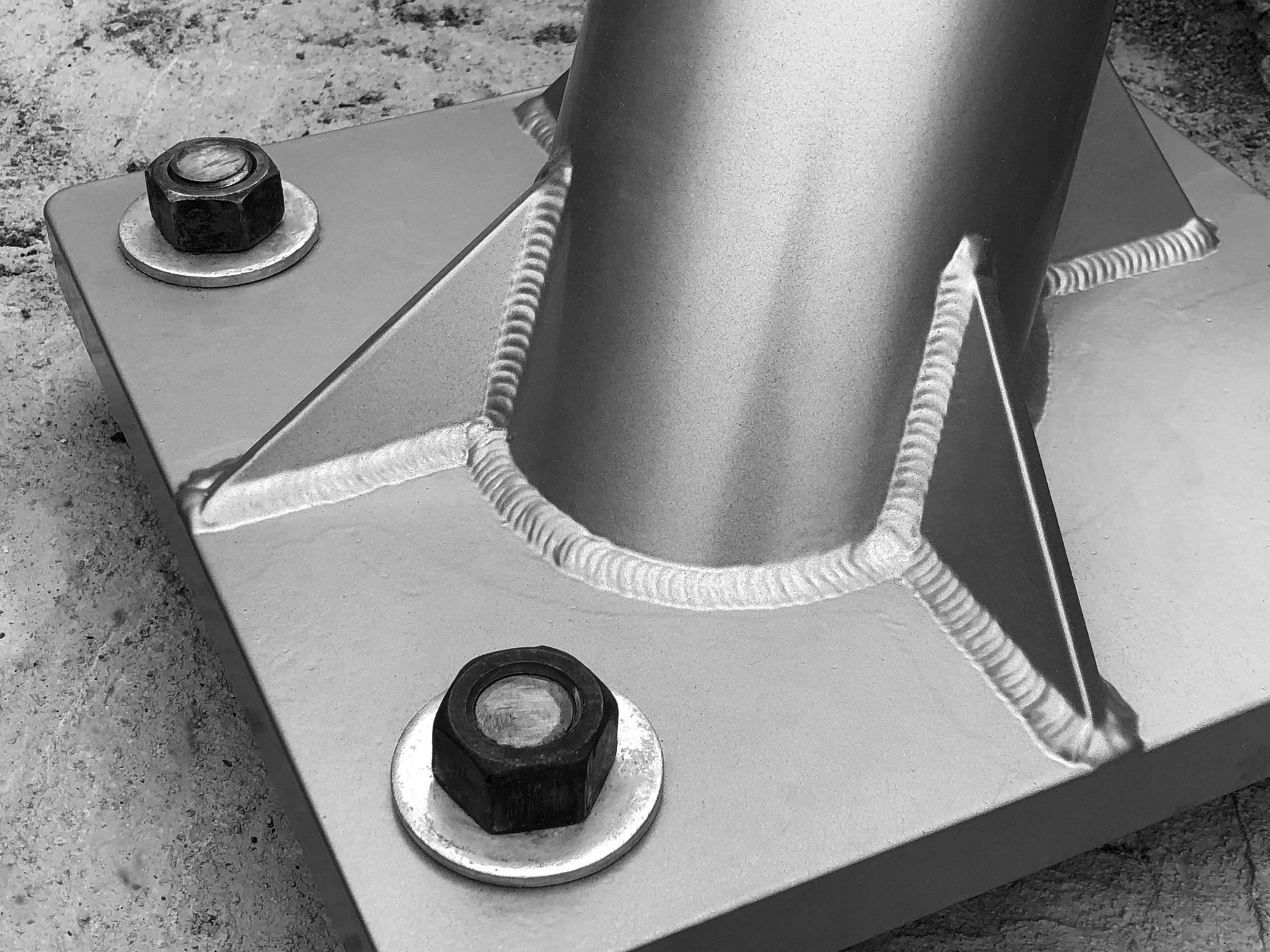 Welding detail for the shade sculpture at the Agua Hedionda Lagoon Foundation's Discovery Center in Carlsbad, California.