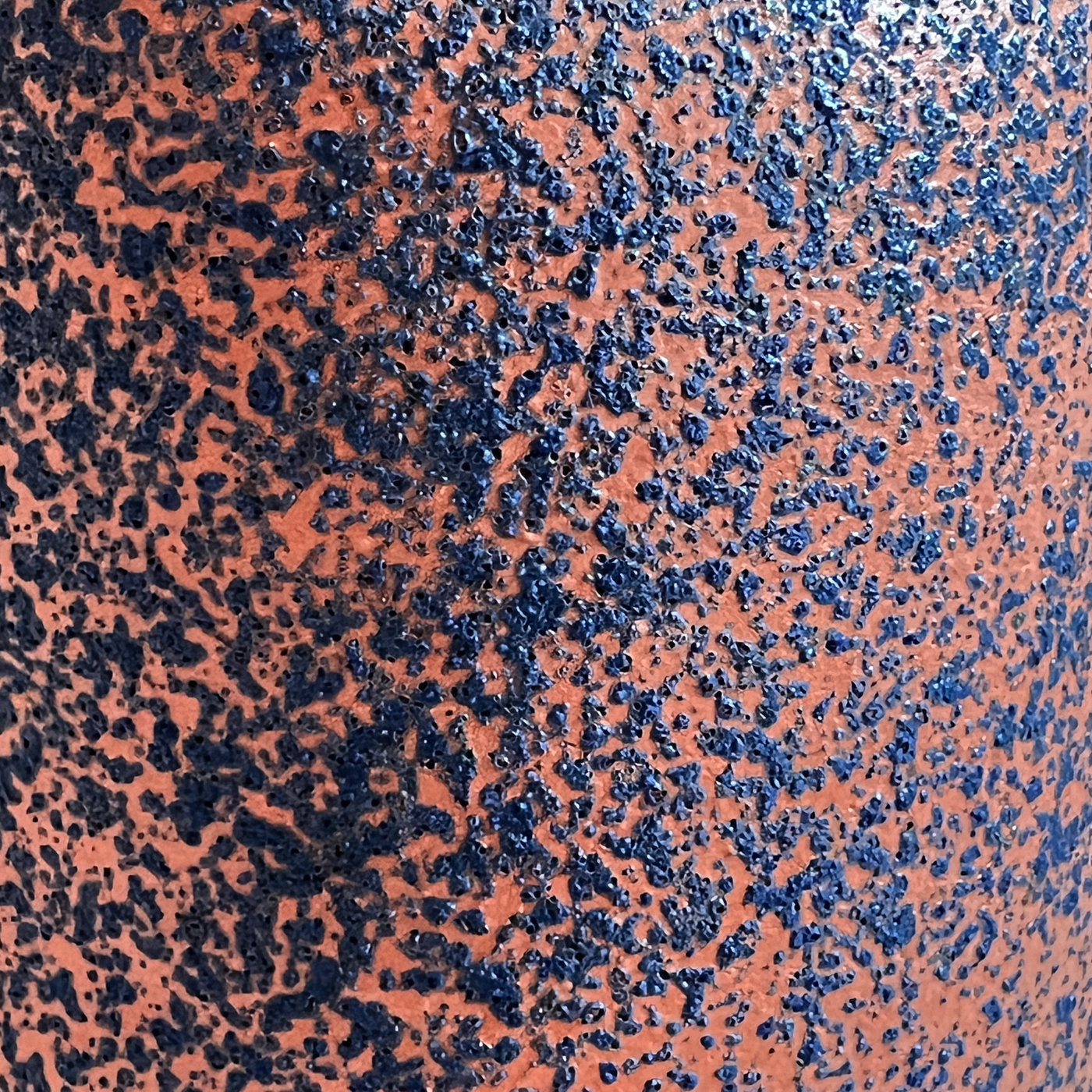 Textured VIIE VASE in a colourful glaze, handmade by STUDIO BERG in Berlin