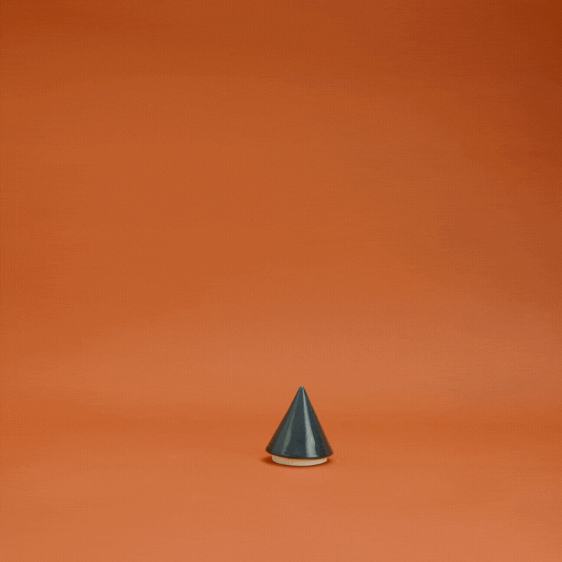 Animated KNSTRKT building blocks by STUDIO BERG stacking into small architectures