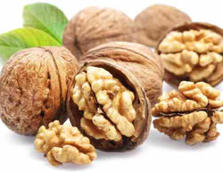 Walnut-American-Akhrot-Kaghazi