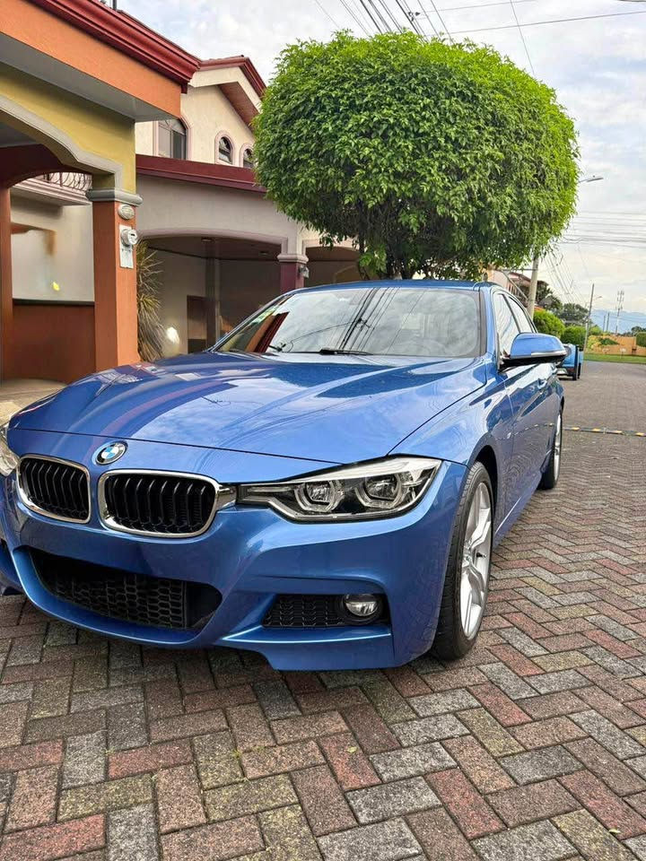 Miniatura: BMW 318