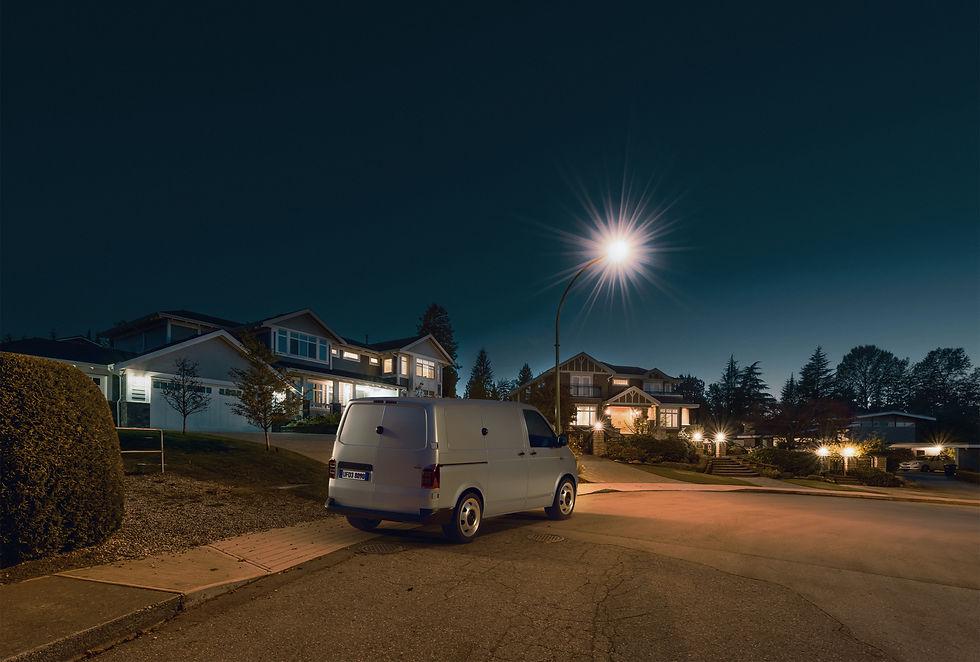 UFO³ Comfort Black Van.jpg