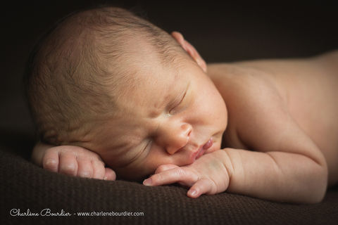 Séance photo nouveau né en studio | Lenzo, 10 jours | Photographe nouveau né La Tour du Pin