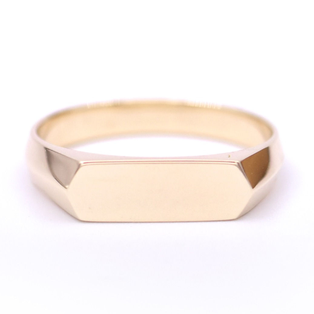 A C R I Signet Ring. Recycled 9ct Yellow Gold. Size S