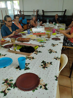 repas fin d'annee 2024.jpg