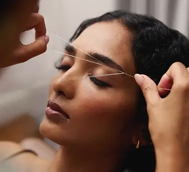 Brow_Threading_copy_2_86dbeb09-9b83-4d4e-8e63-da26cd832486.webp