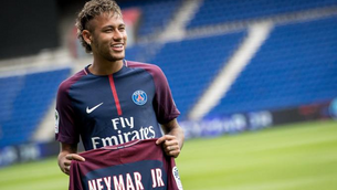 El contrato ético de Neymar: saludar, ser amable y no criticar por 375 mil euros al mes