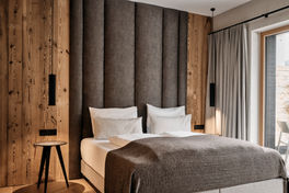 Tischlerei Weiskopf Hotel Chalets Bergwiesenglück See im Paznauntal