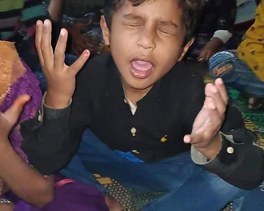 boy praying.png