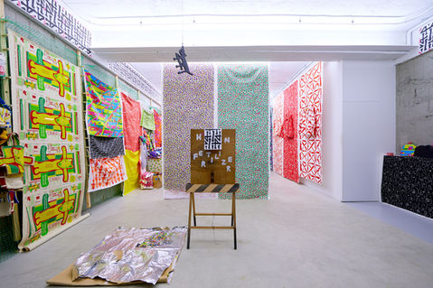 #textile #print #silkscreen #441 #ヨンヨンイチ
#fabric #design #pattern #exhibition 
#yonyonichi #テキスタイル