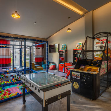 Luxury Garden Suites - Playground