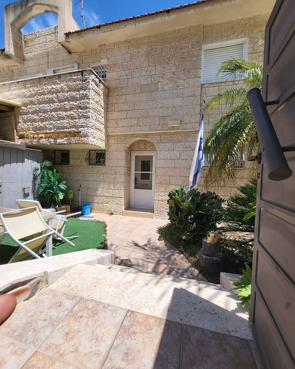 תמונה ממוזערת: נכס למכירה ברחוב הנרקיס בטבריה