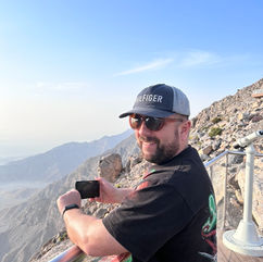 Taras widokowy na Jebel Jais, Ras Al Khaimah, ZEA, Adventurous Camel