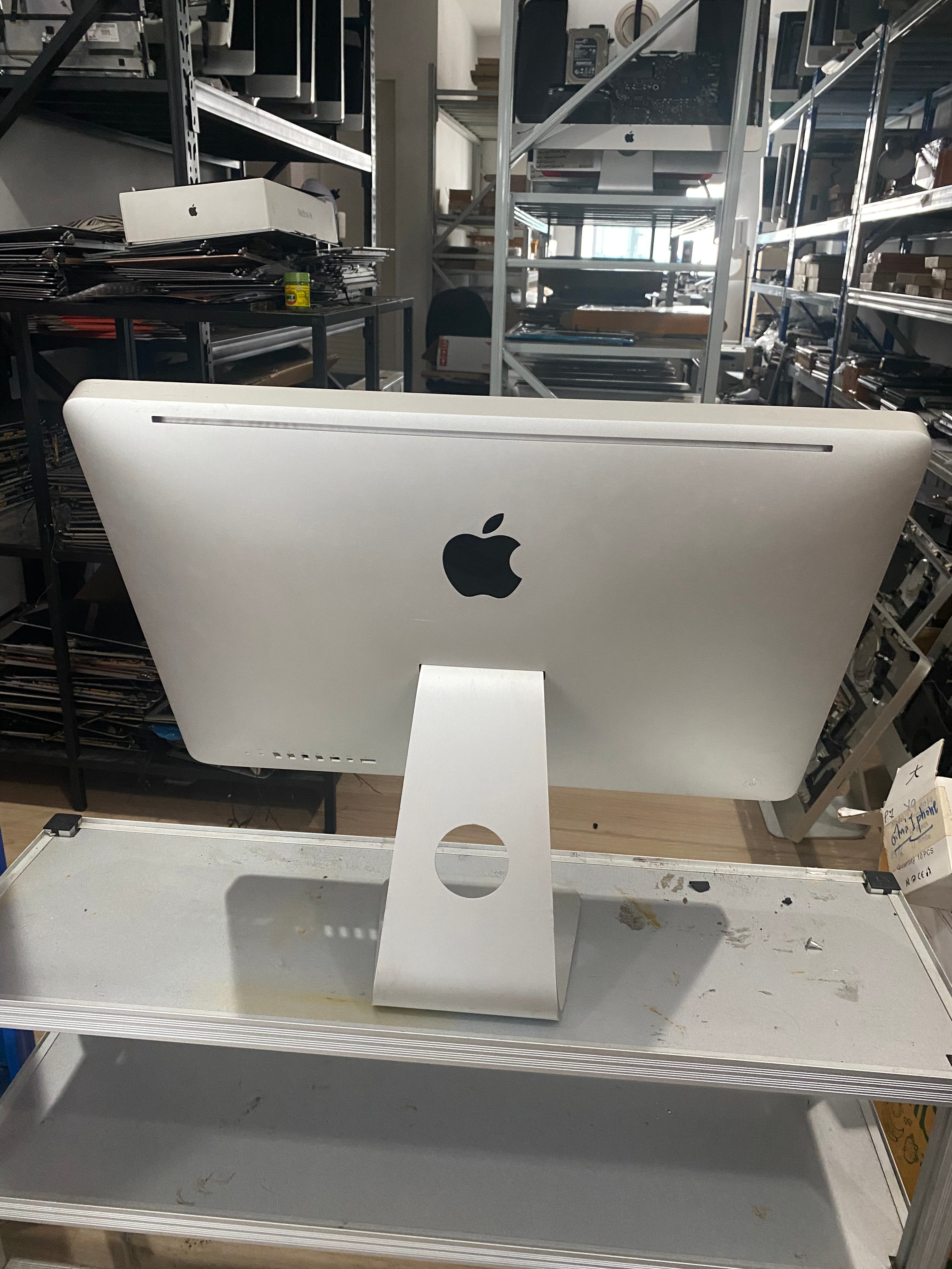 Body จอ iMacสำหรับรุ่น iMac 21.5" 2010