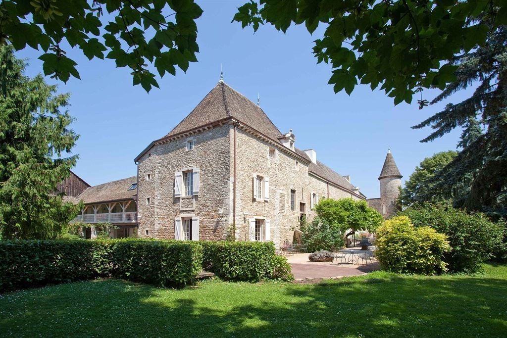 Explore Outpost France's turn-key fractional ownership opportunities that allow you to co-own a chateau with like-minded individuals. Let us...